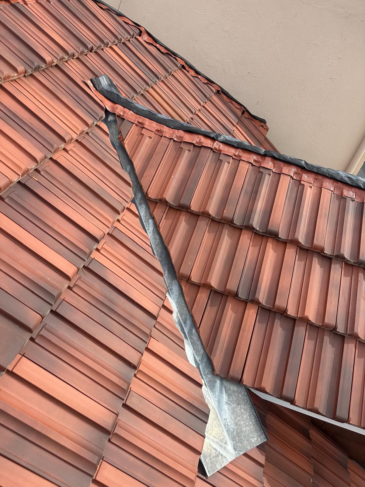 Toiture tuile — service professionnel